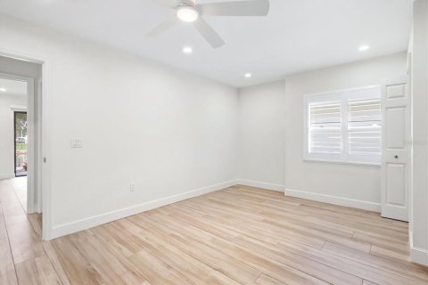 Villa ou maison à louer à Homosassa, Floride: 2 chambres, 112.32 m2 № 2386559 - photo 26