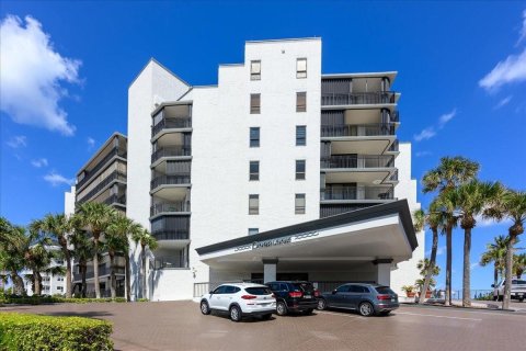 Condo in Hillsboro Beach, Florida, 2 bedrooms № 2082294 - photo 2