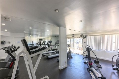 Condo in Hillsboro Beach, Florida, 2 bedrooms № 2082294 - photo 27