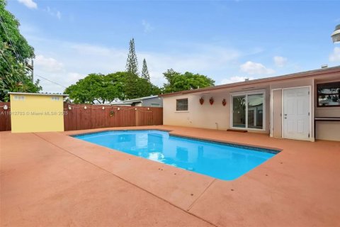 Casa en venta en Hollywood, Florida, 3 dormitorios, 150.5 m2 № 1969803 - foto 21
