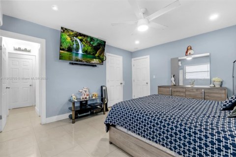 Casa en venta en Hollywood, Florida, 3 dormitorios, 150.5 m2 № 1969803 - foto 11
