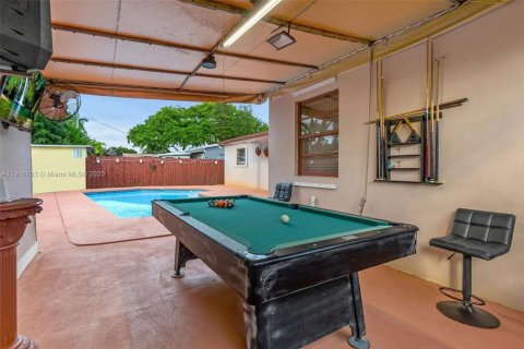 Casa en venta en Hollywood, Florida, 3 dormitorios, 150.5 m2 № 1969803 - foto 20