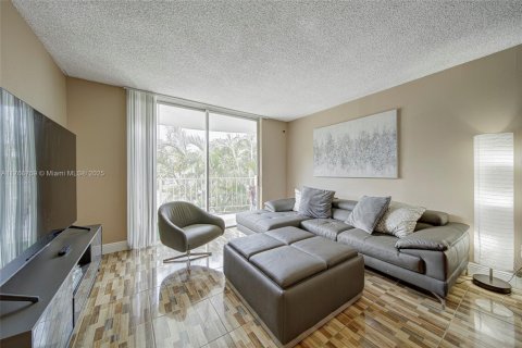 Condominio en venta en Miami, Florida, 2 dormitorios, 109.16 m2 № 2019875 - foto 4