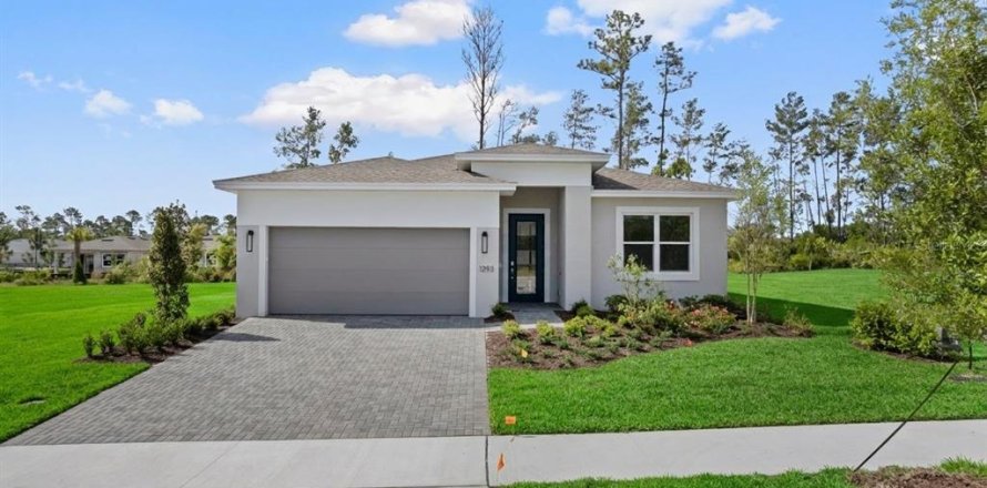 House in DeLand, Florida 2 bedrooms, 188.5 sq.m. № 2347899