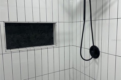 Снять в аренду квартиру в Данедин, Флорида 4 комнаты, 51.1м2, № 2097786 - фото 16