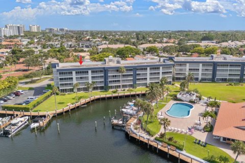 Condo in Delray Beach, Florida, 2 bedrooms № 2188345 - photo 22