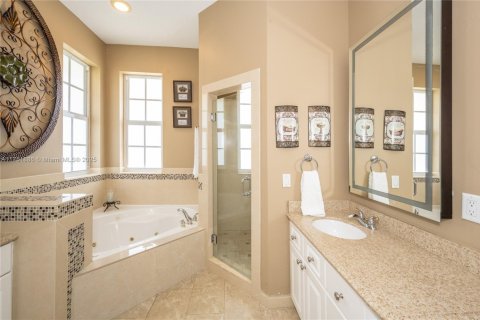 Casa en venta en Miami, Florida, 5 dormitorios, 308.81 m2 № 1697793 - foto 20
