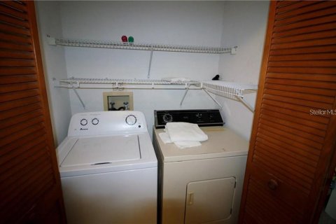 Condo in Kissimmee, Florida, 3 bedrooms  № 1518100 - photo 15