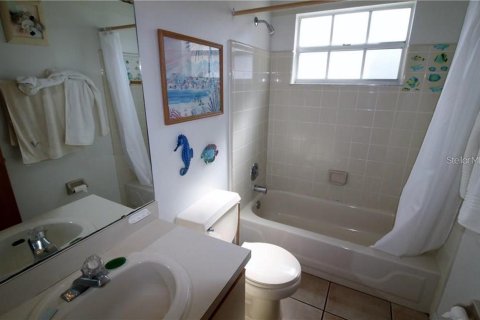 Condo in Kissimmee, Florida, 3 bedrooms  № 1518100 - photo 14