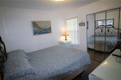 Condo in Kissimmee, Florida, 3 bedrooms  № 1518100 - photo 12