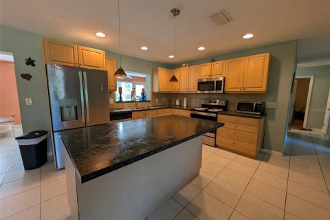Casa en venta en Sarasota, Florida, 3 dormitorios, 148.83 m2 № 2383569 - foto 3