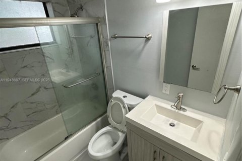 Снять в аренду виллу или дом в Майами, Флорида 3 спальни, 112.88м2, № 2005301 - фото 20