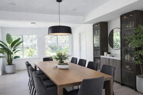 Villa ou maison à vendre à Fort Lauderdale, Floride: 3 chambres, 131.18 m2 № 2051621 - photo 3