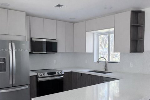 Villa ou maison à Fort Lauderdale, Floride 3 chambres, 131.18 m2 № 2051621