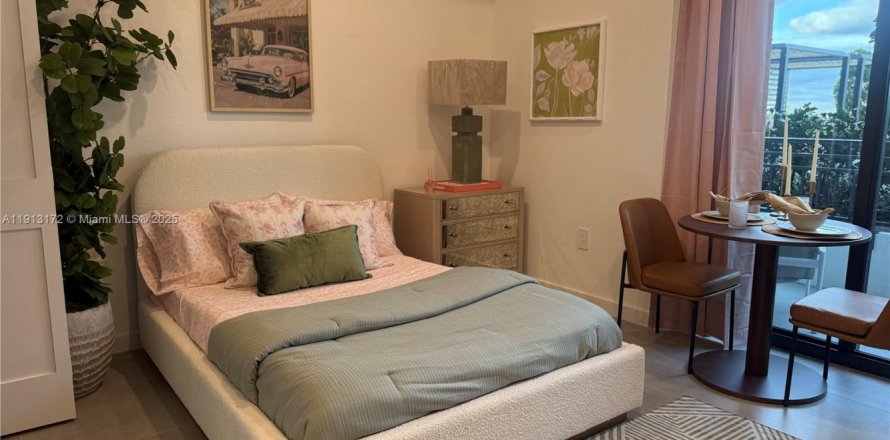 Studio à Hollywood, Floride № 1968436