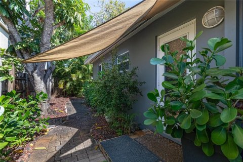 Propiedad comercial en venta en Wilton Manors, Florida, 162.21 m2 № 2084887 - foto 10