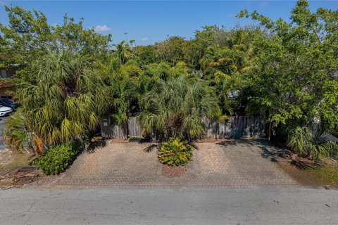 Propiedad comercial en venta en Wilton Manors, Florida, 162.21 m2 № 2084887 - foto 27