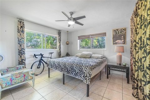 Propiedad comercial en venta en Wilton Manors, Florida, 162.21 m2 № 2084887 - foto 18