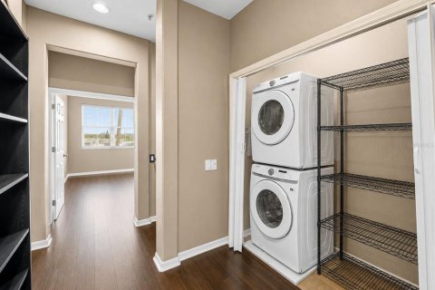 Touwnhouse à vendre à Tampa, Floride: 4 chambres, 235.97 m2 № 2099593 - photo 28