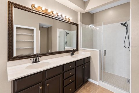 Touwnhouse à vendre à Tampa, Floride: 4 chambres, 235.97 m2 № 2099593 - photo 20