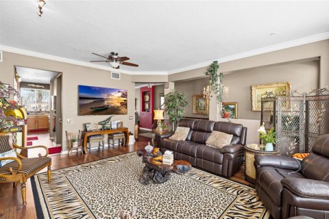 Touwnhouse à vendre à Tampa, Floride: 4 chambres, 235.97 m2 № 2099593 - photo 23