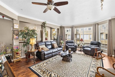 Touwnhouse à vendre à Tampa, Floride: 4 chambres, 235.97 m2 № 2099593 - photo 25