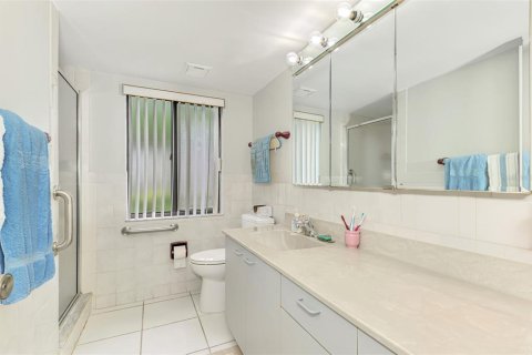 Condo in Venice, Florida, 2 bedrooms  № 2114821 - photo 25
