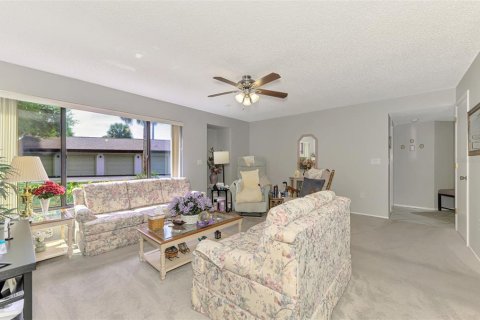 Condo in Venice, Florida, 2 bedrooms  № 2114821 - photo 10