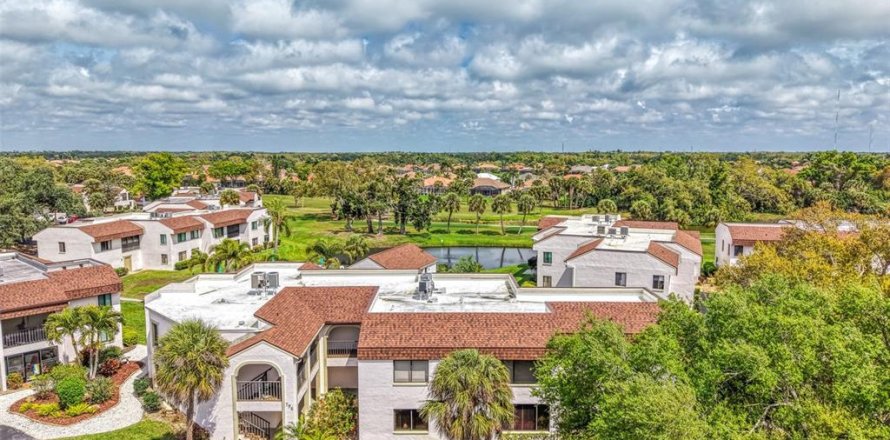Condo in Venice, Florida, 2 bedrooms  № 2114821