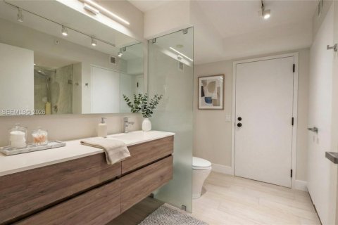 Condo in Key Biscayne, Florida, 2 bedrooms  № 2081085 - photo 13