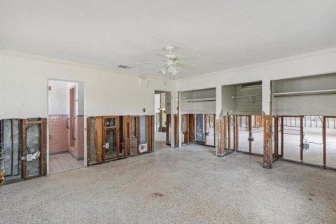House in Saint Pete Beach, Florida 2 bedrooms, 149.57 sq.m. № 1553831 - photo 13