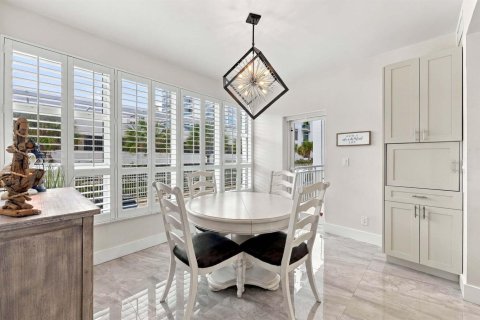 Condominio en venta en Lauderdale-by-the-Sea, Florida, 2 dormitorios, 128.58 m2 № 2431551 - foto 11
