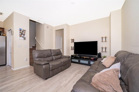 Townhouse in Orlando, Florida 3 bedrooms, 146.14 sq.m. № 1743232 - photo 6