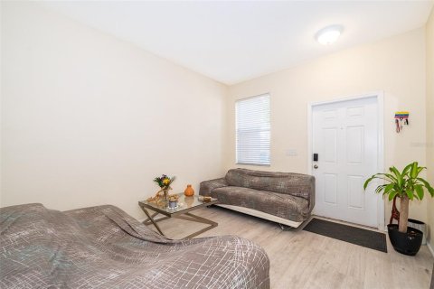 Townhouse in Orlando, Florida 3 bedrooms, 146.14 sq.m. № 1743232 - photo 3