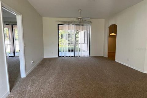 Casa en alquiler en North Port, Florida, 3 dormitorios, 191.29 m2 № 1879147 - foto 2