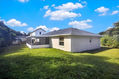Villa ou maison à louer à Palm Coast, Floride: 3 chambres, 153.85 m2 № 2405529 - photo 6
