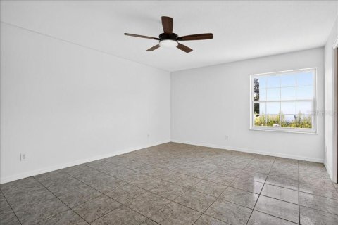Villa ou maison à louer à Palm Coast, Floride: 3 chambres, 153.85 m2 № 2405529 - photo 28