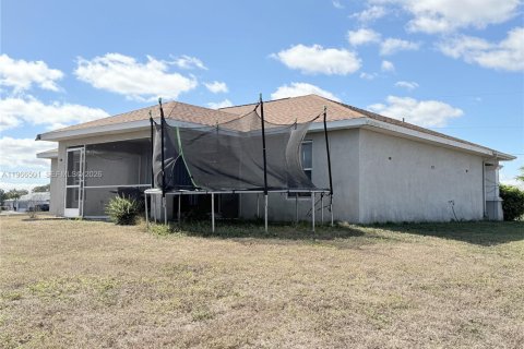 Casa en venta en Cape Coral, Florida, 3 dormitorios, 130.16 m2 № 2081311 - foto 7