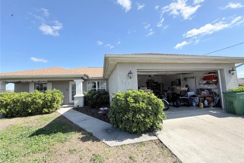 Casa en venta en Cape Coral, Florida, 3 dormitorios, 130.16 m2 № 2081311 - foto 5