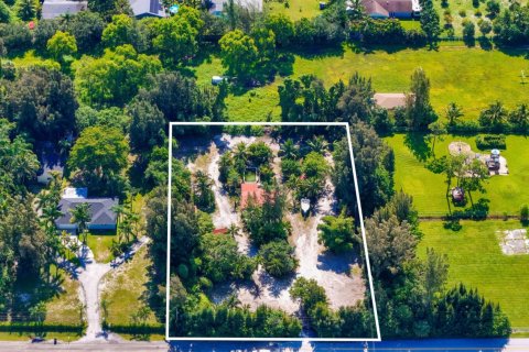House in Lake Worth, Florida 1 bedroom, 80.27 sq.m. № 1099906 - photo 1