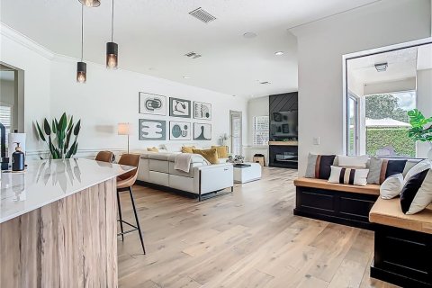 Casa en venta en Orlando, Florida, 5 dormitorios, 334.45 m2 № 1767670 - foto 21