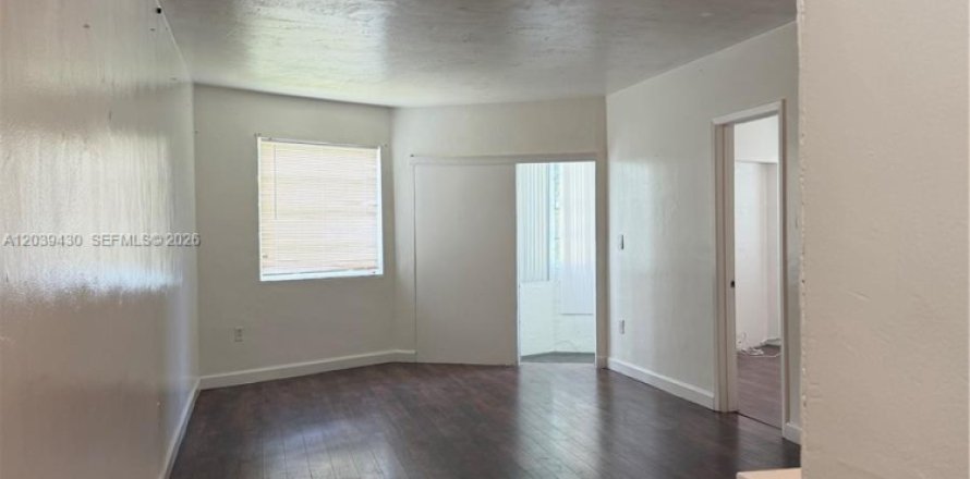 Condo in Miami, Florida, 2 bedrooms № 2086414