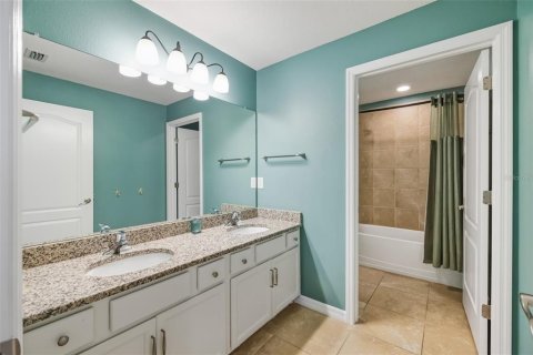 House in Sarasota, Florida 5 bedrooms, 288.93 sq.m. № 2155764 - photo 19