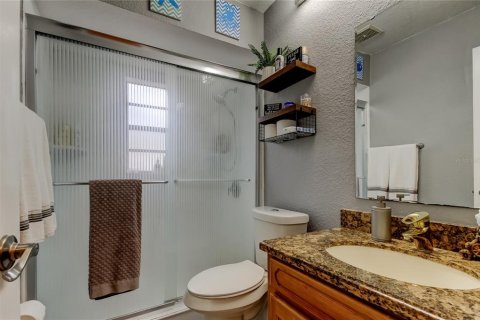 House in Tampa, Florida 3 bedrooms, 131.64 sq.m. № 1914556 - photo 25