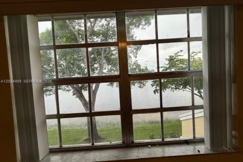 Touwnhouse à vendre à Cooper City, Floride: 2 chambres, 116.87 m2 № 2243538 - photo 27