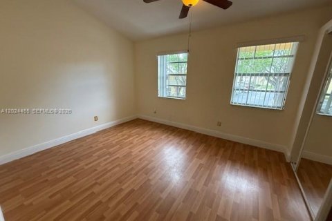 Touwnhouse à vendre à Cooper City, Floride: 2 chambres, 116.87 m2 № 2243538 - photo 19