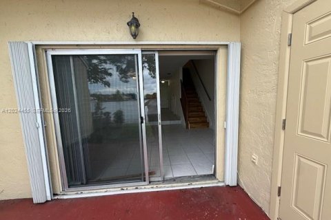 Touwnhouse à vendre à Cooper City, Floride: 2 chambres, 116.87 m2 № 2243538 - photo 14