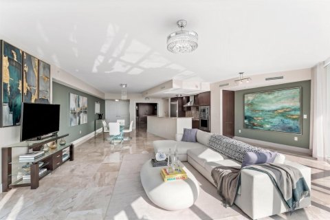 Copropriété à vendre à Pompano Beach, Floride: 2 chambres, 195.84 m2 № 2388426 - photo 9