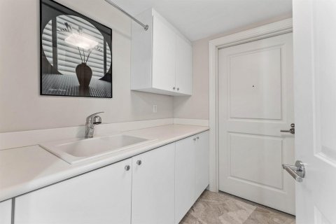 Copropriété à vendre à Pompano Beach, Floride: 2 chambres, 195.84 m2 № 2388426 - photo 30