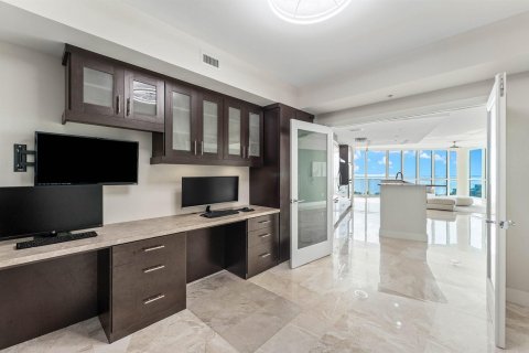 Copropriété à vendre à Pompano Beach, Floride: 2 chambres, 195.84 m2 № 2388426 - photo 13